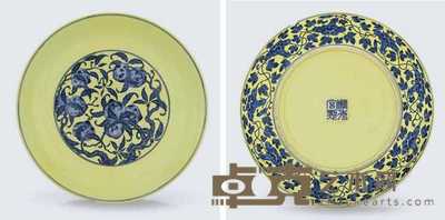 TONGZHI (1862-1874) A RARE AND LARGE BLUE AND WHITE YELLOW-GROUND ‘PEACH’ DISH 